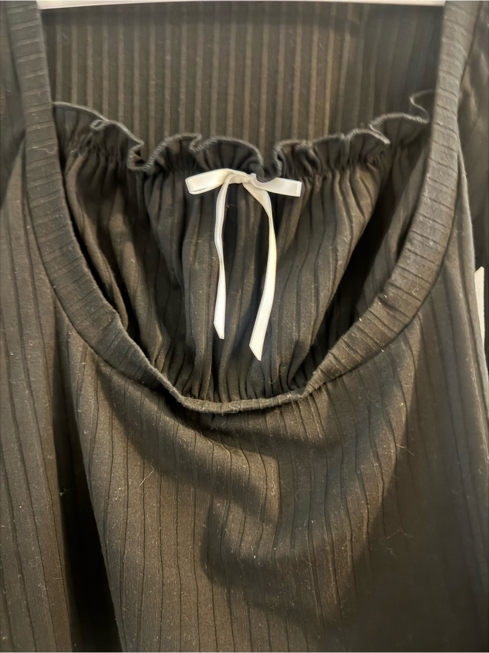 SHEIN Black Ribbed Sweetheart Bell-Sleeve Top with Bow Y2K - Picture 6 of 6